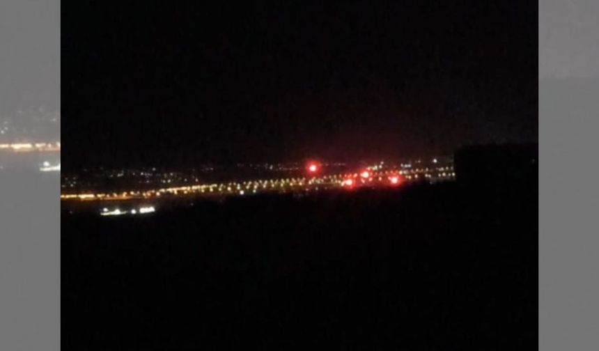 Diyarbakır’da ilginç olay; Gökyüzünden inen ateş hüzmeleri yangına neden oldu!