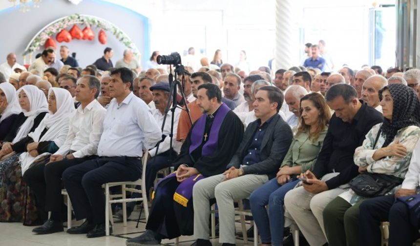 DEM Parti ve DBP toplumsal barış için hareket geçti