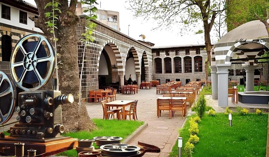 Diyarbakır'ın tarihi konağı sinema salonu oluyor; İlk gösterime davet