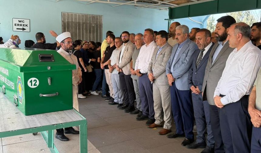 Mersin’deki kazada ölen Farah Diyarbakır’da defnedildi