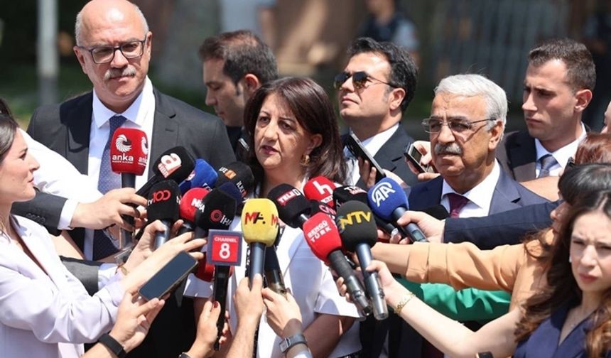 İmralı’da kritik temas: DEM Parti Heyeti Öcalan ile görüştü