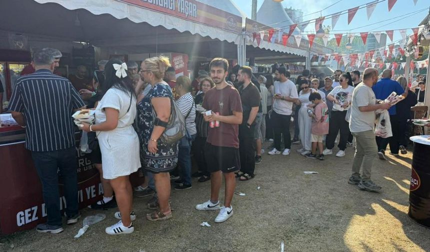 Lezzet Festivalinde kebaba yoğun ilgi