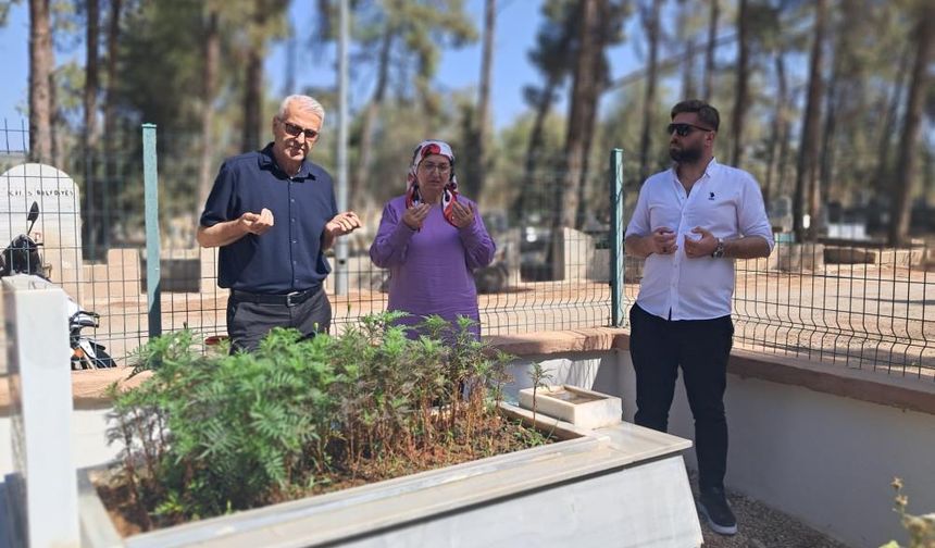 Babasının mezarını 58 yıl sonra buldu