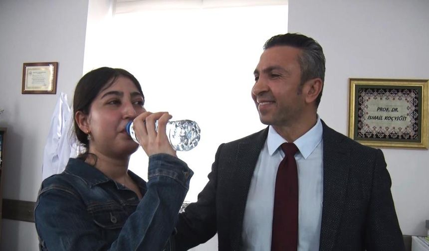 Annesinin böbreğiyle hayat buldu