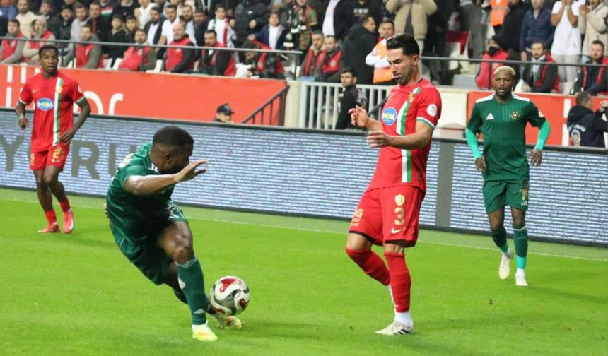 Amedspor’dan taraftarı coşturan geri dönüş!