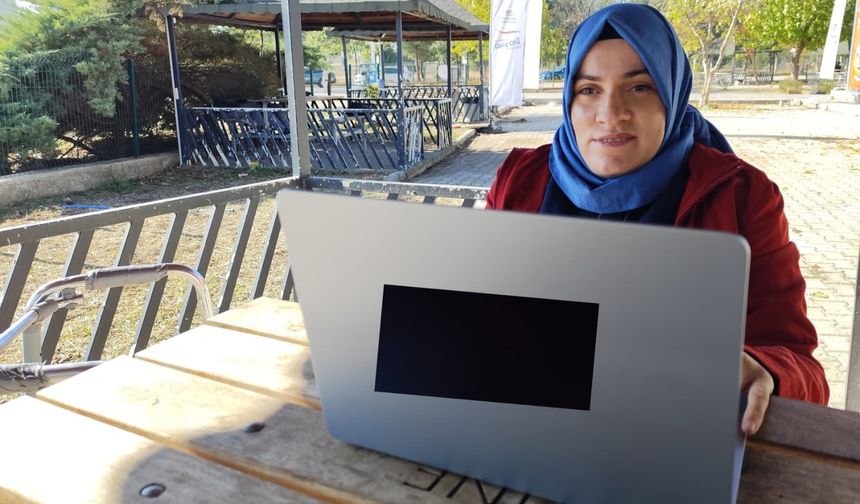 Diyarbakır'da zor durumda kalan öğrenciye bilgisayar hediye edildi!