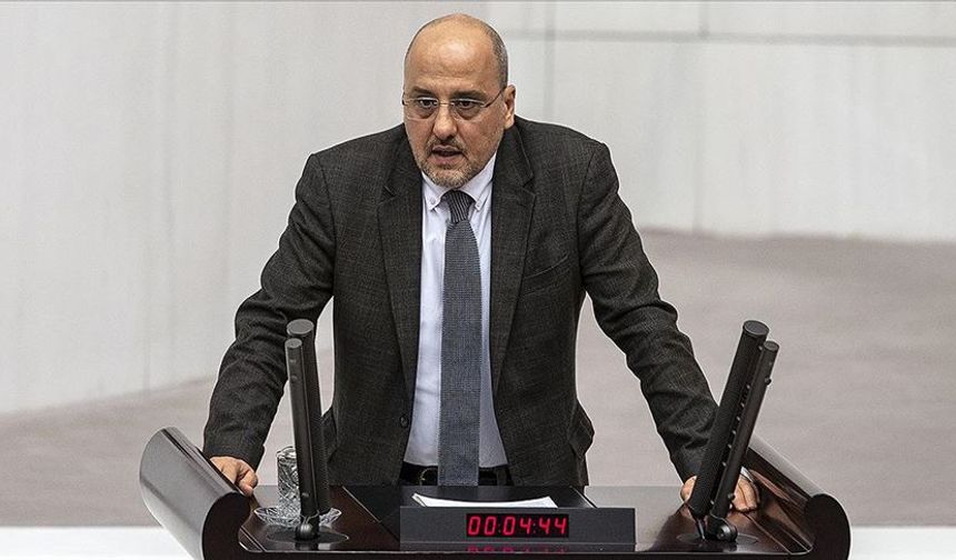 Ahmet Şık'tan "Mehmet Akif Ersoy" iddiası: MHP'ye operasyon çekiliyor, içeride bilek güreşi var