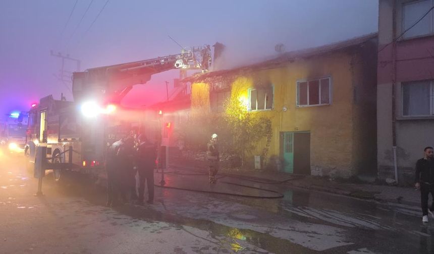 Ev yangını bir can daha aldı