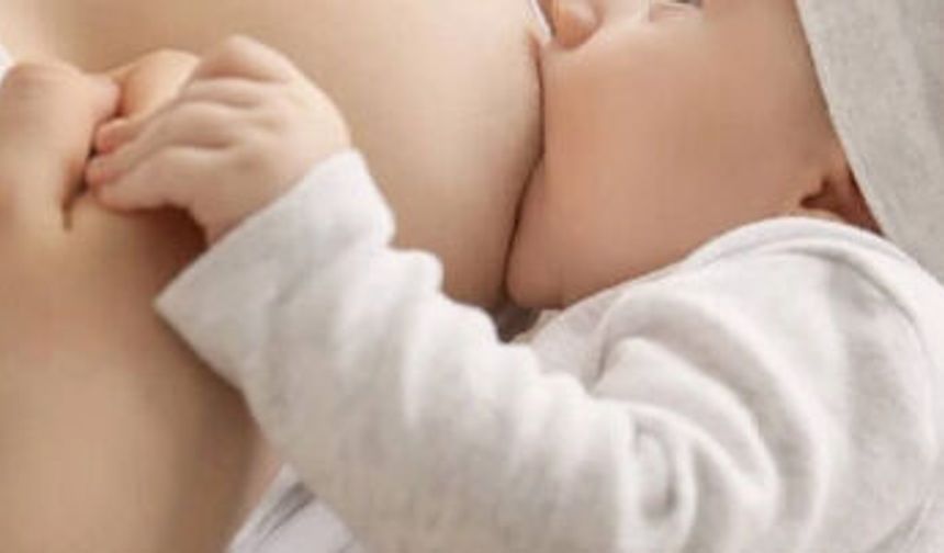 "Anne sütü aşı görevi görüyor”