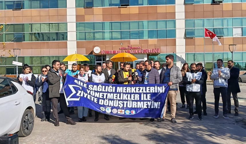 Diyarbakır’da sağlık emekçilerinden Bakanlığa tepki