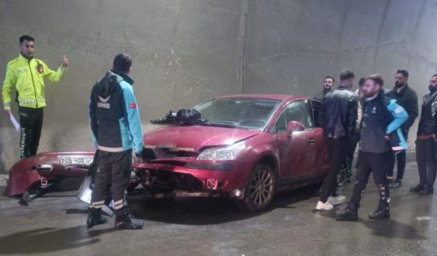 Tünelde zincirleme kaza: 1 ölü, 8 yaralı