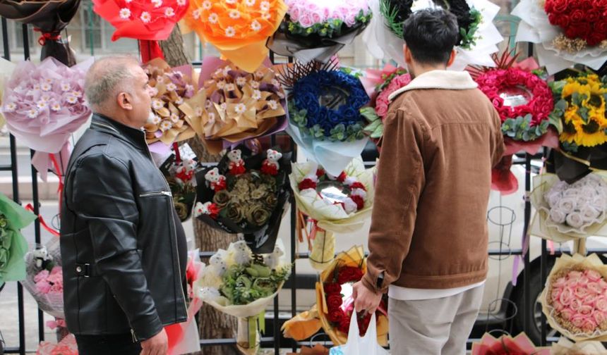 Diyarbakır’da 14 Şubat yoğunluğu! Çiçek fiyatları cep yakıyor mu?
