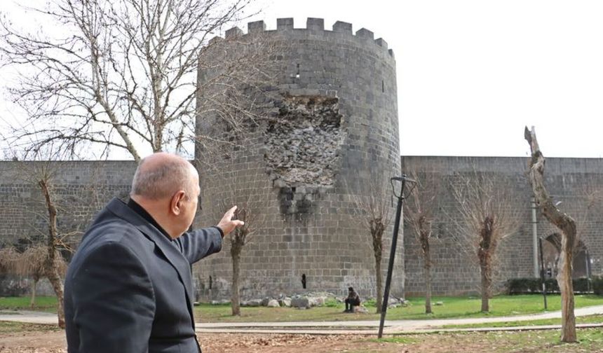 UNESCO mirası Diyarbakır Surları tehlikede: 98 burçtan biri hasarlı