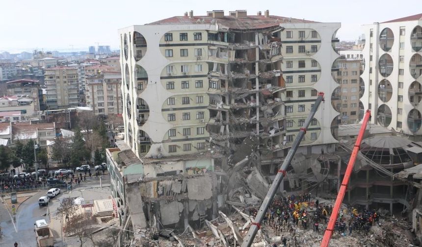 Diyarbakır’da yıkımda ortaya çıkan korkunç gerçek