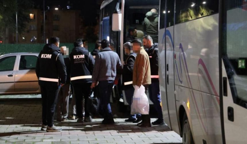 Diyarbakır da operasyonda: Milyonlarca uyuşturucu hap ele geçirildi