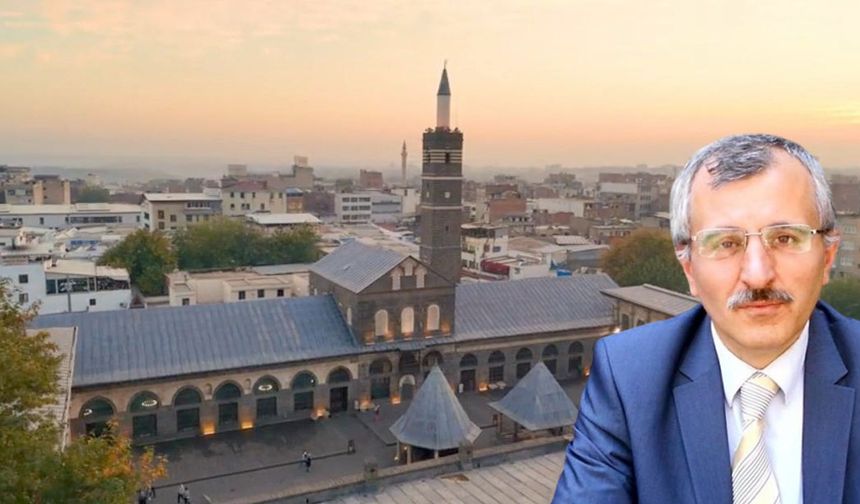 Diyarbakır’da 33 Medeniyet Söylemi Gerçeği Yansıtmıyor! Abakay: “Bu şehirde 58 beylik egemen oldu ama medeniyet üçtür”