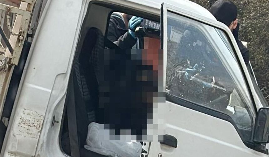 Öğretmen arabasında ölü bulundu