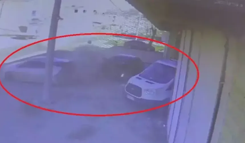 Diyarbakır’da ehliyetsiz sürücü park halindeki araçlara çarptı