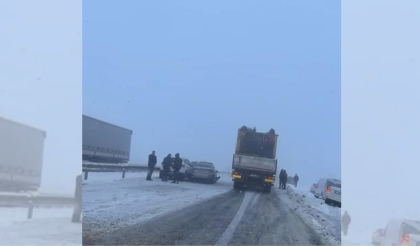 Diyarbakır’da zincirleme kaza: 10 araç birbirine girdi