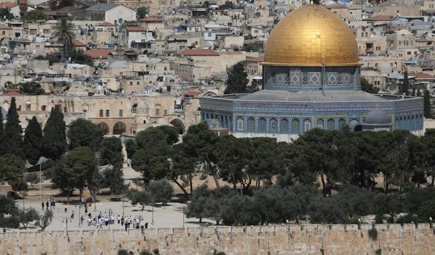 İsrail kısıtlaması bayramı vurdu: Mescid-i Aksa’da namaz kılınamayacak