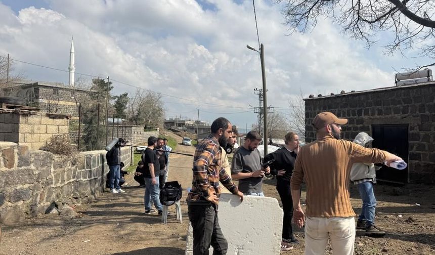 Diyarbakır’da film heyecanı: "Zordayım Baba" setinden ilk kareler