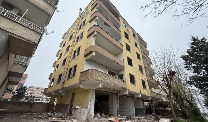 Gece yarısı tahliye edilmişti: Diyarbakır’daki riskli bina için son karar