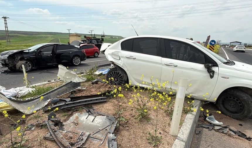 Diyarbakır'da feci kaza: 5 yaralı