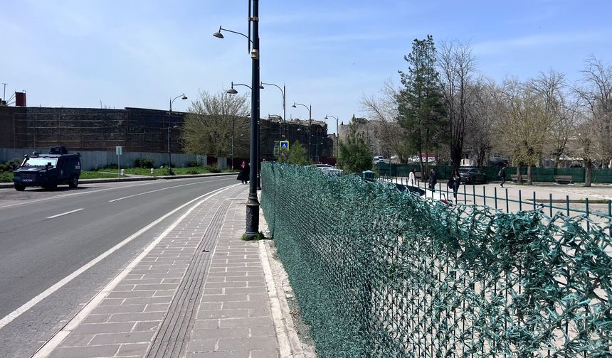 Diyarbakır’da okul çevrelerinde yoğun güvenlik önlemi