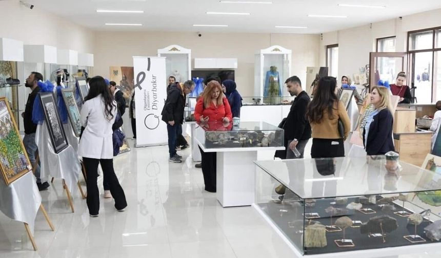 Harmoni Resim Sergisi Diyarbakır’da açıldı