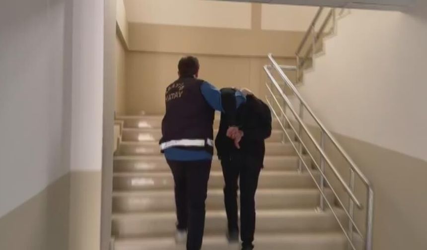 Sahte baş komiserin oyunu bozuldu