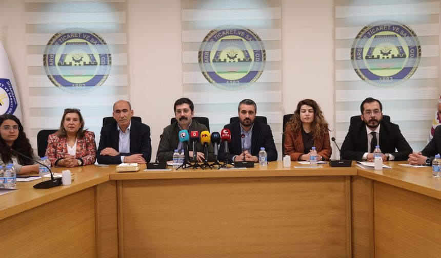 Kobane’ye yardım engellendi: Diyarbakır’dan uluslararası çağrı