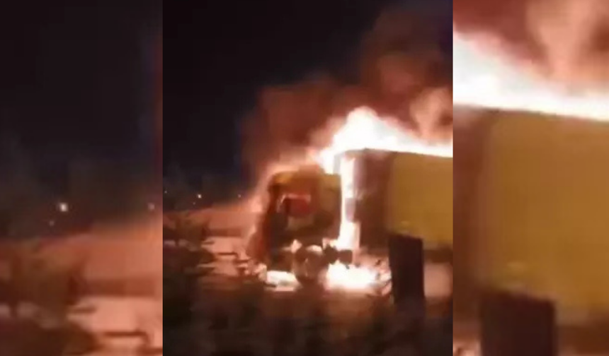 Diyarbakır’da seyir halindeki TIR alev topuna döndü