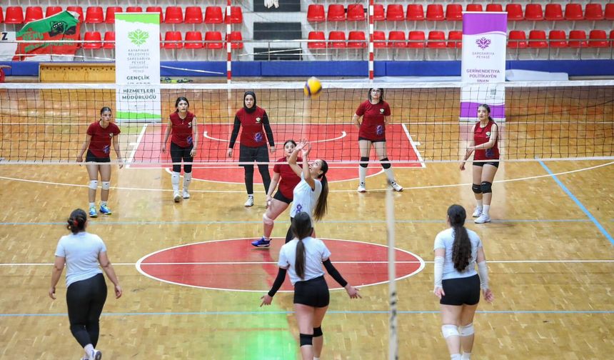 Diyarbakır’da kadın voleybolunda final heyecanı
