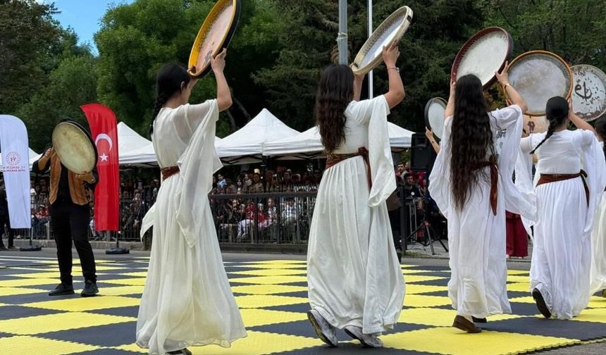 Diyarbakır’da 19 Mayıs törenle kutlandı
