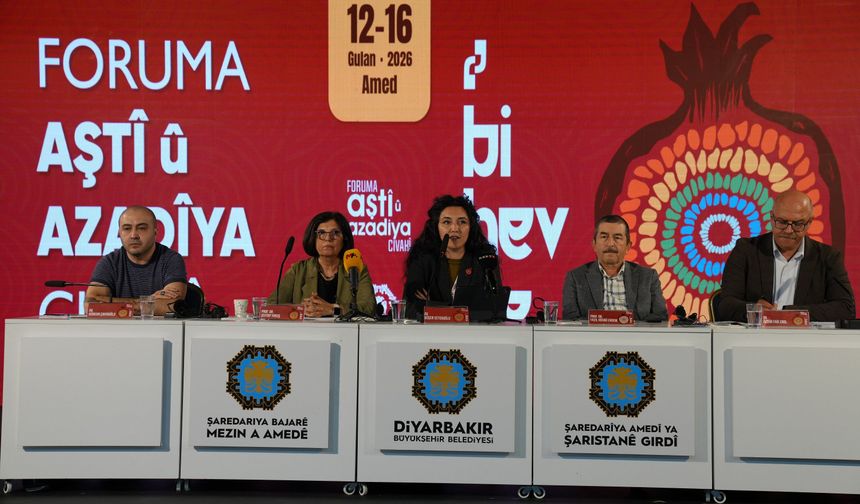 Diyarbakır’da barışın hukuki zemini masaya yatırıldı