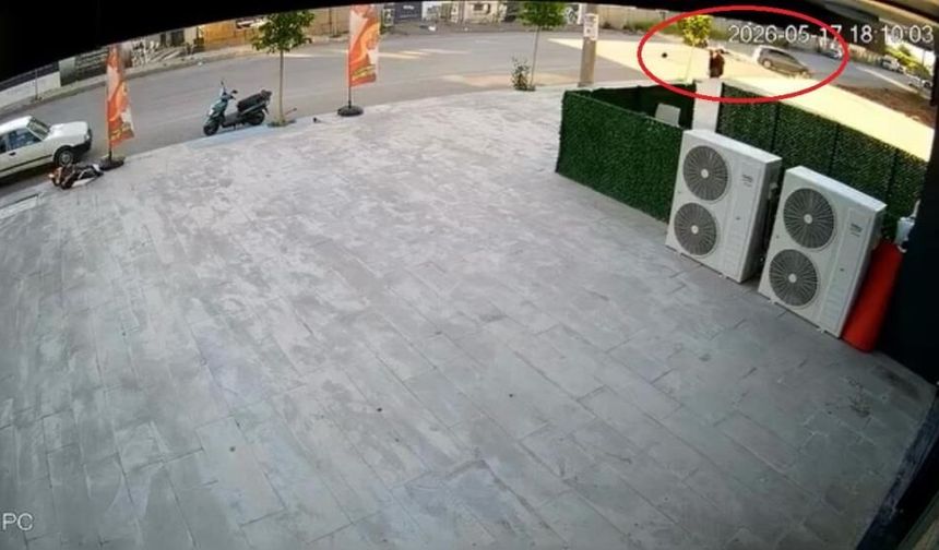 Diyarbakır’da korkutan kaza: Motosiklet otomobile çarptı