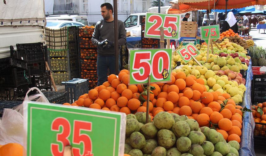 Diyarbakır’da meyve tezgahlarında yüksek fiyatlar