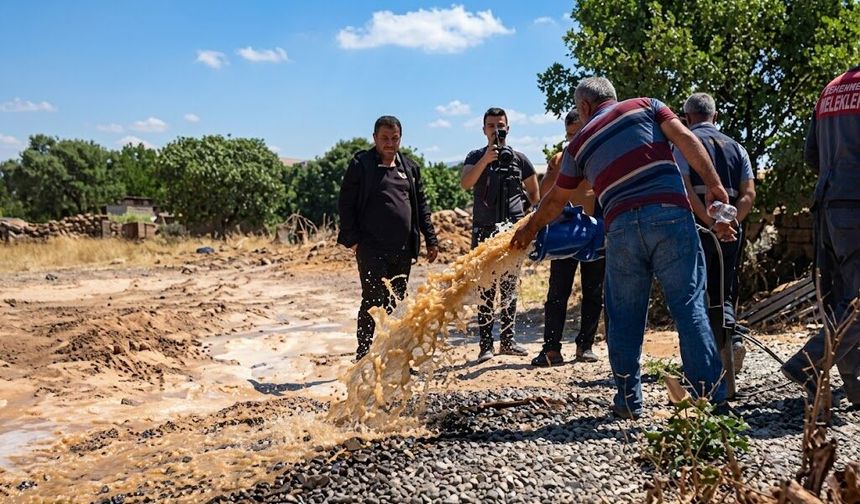 Diyarbakır’da 40 hanenin su çilesi sona erdi! Yayınımızın ardından DİSKİ harekete geçti