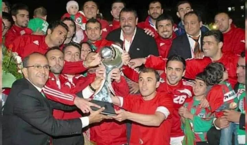 Tarihi Şampiyonluğun üzerinden 17 yıl geçti