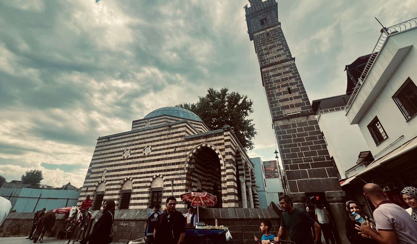 Diyarbakır’da Dört Ayaklı Minare’nin sırrını biliyor muydunuz?