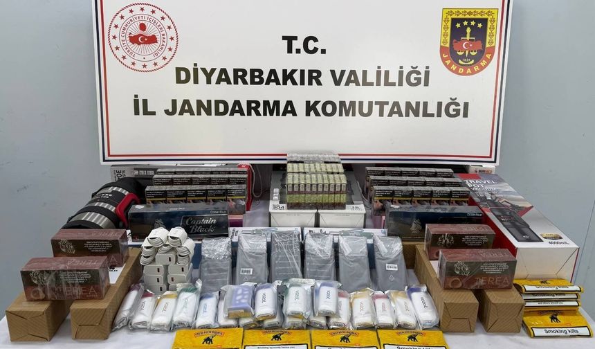 Diyarbakır'da binlerce kaçak ürün ele geçirildi