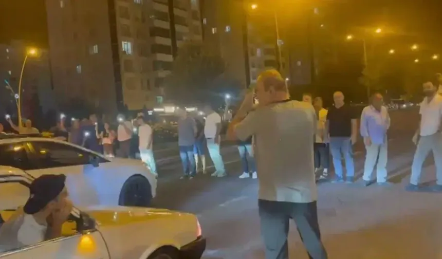 Diyarbakır’da mahalleli yolu kapattı, sürücülerle kavga çıktı