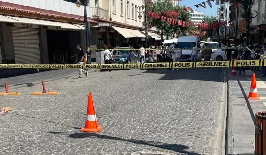 Diyarbakır’da bankaya silahlı saldırı