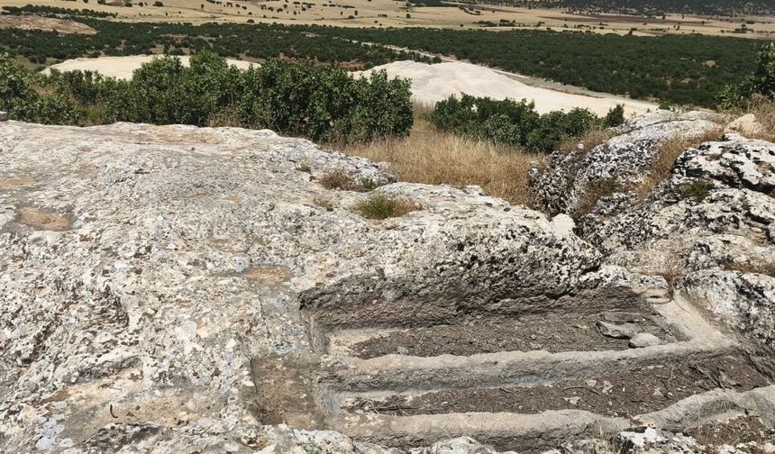 Diyarbakır’da tarihi Kaya Mezarları taş ocağına feda ediliyor
