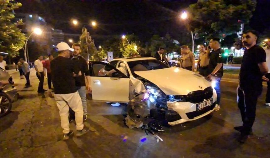 Diyarbakır'da korkutan kaza: Çok sayıda yaralı