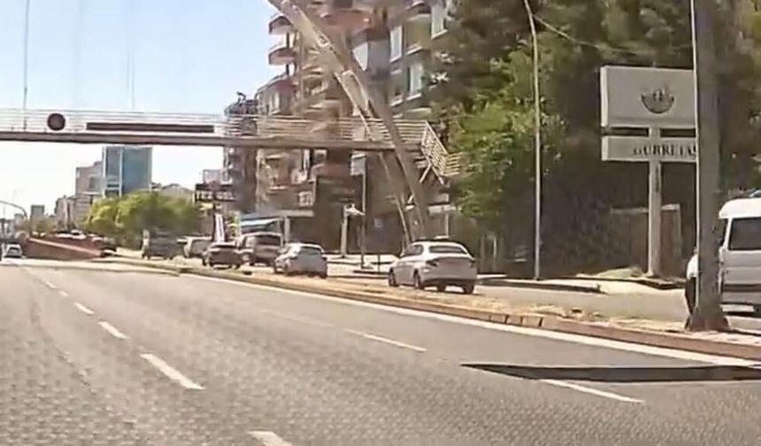 Diyarbakır'da üst geçitten düşen kişi ağır yaralandı