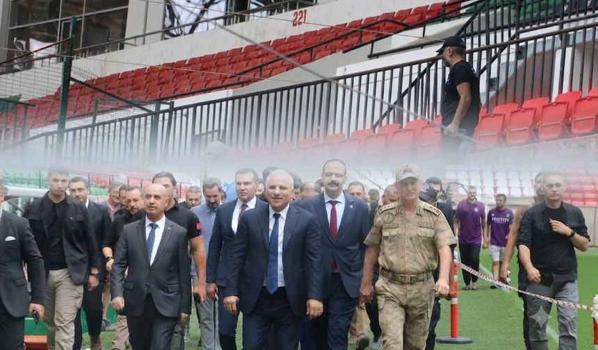 Diyarbakır Stadı Süper Lig’e hazır! Vali Zorluoğlu hedefi açıkladı