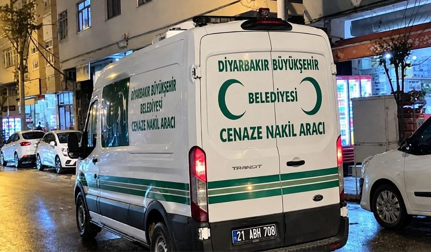Diyarbakır’da bir kişi mezarlıkta ölü halde bulundu