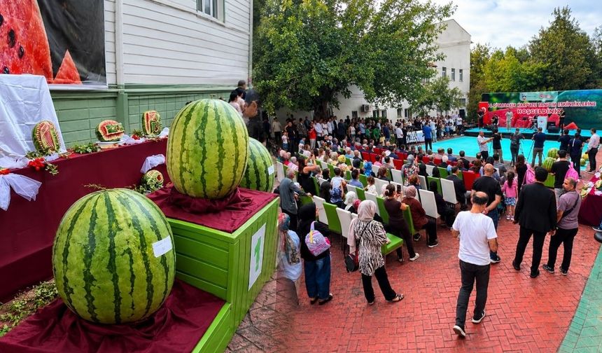 Diyarbakır’da Karpuz Festivali coşkusu! 47 kilo 900 gramlık karpuz zirveye çıktı