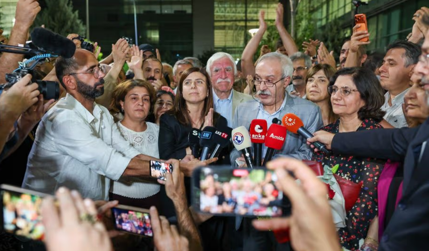 Diyarbakır’da Selçuk Mızraklı’dan barış süreci mesajı
